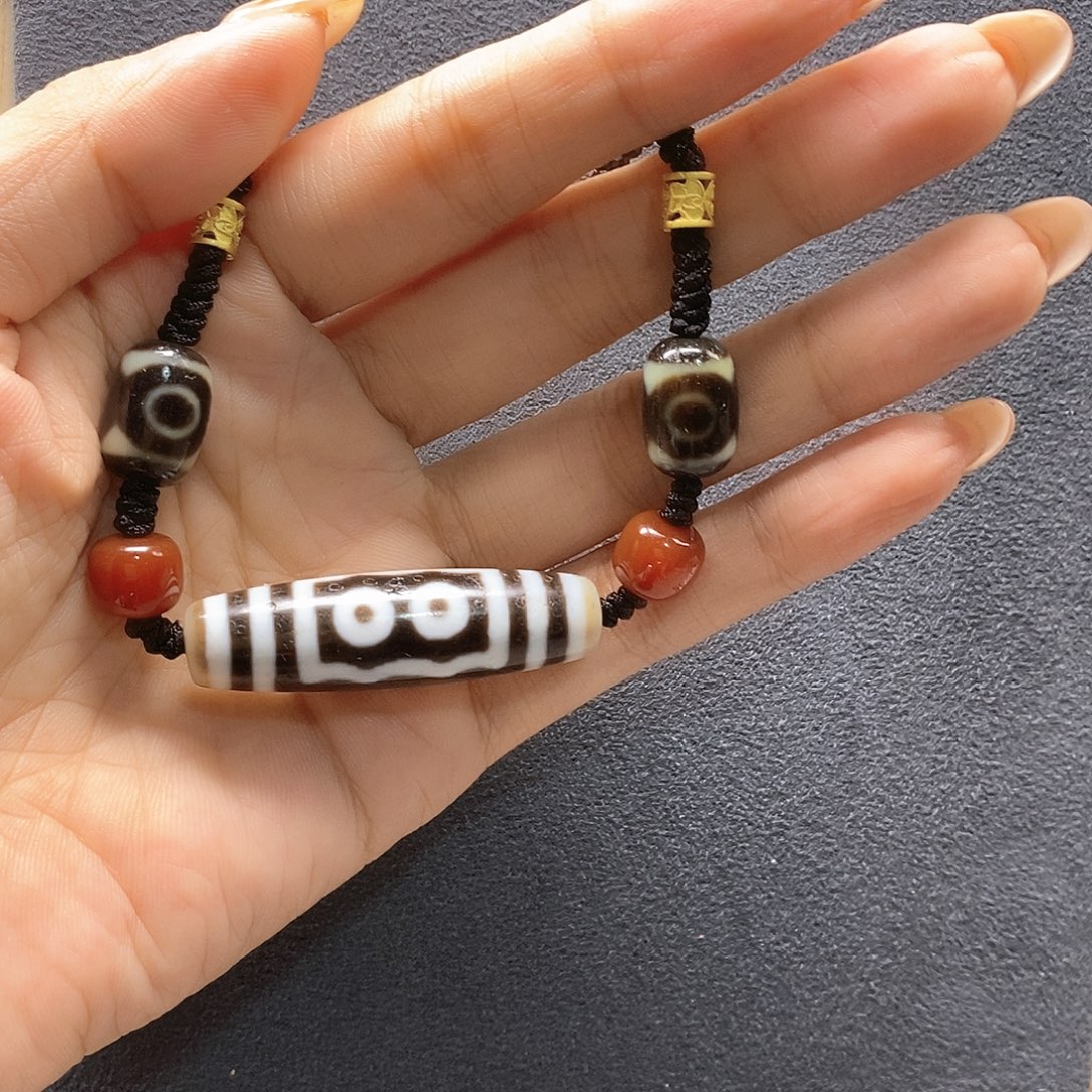 S***N玛瑙/玉髓未镶嵌颈饰