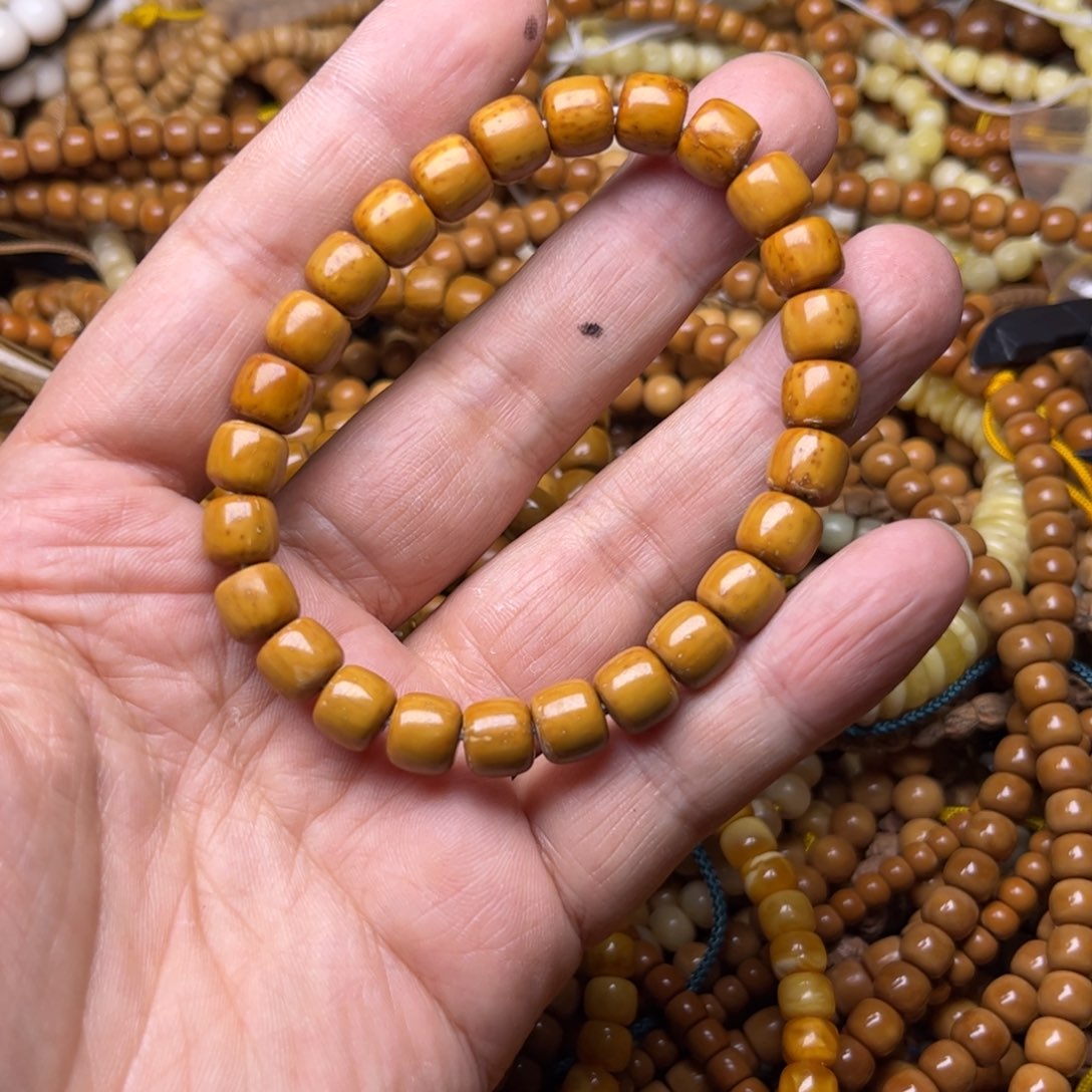 龙眼菩提吊坠28号实心鼠9x8