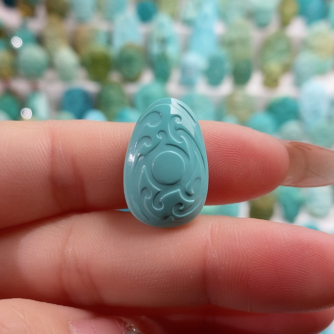 绿松石绿松石未镶嵌