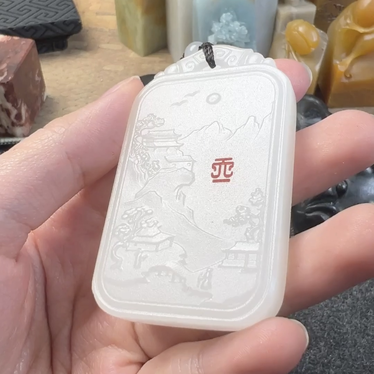 4款挂坠 尺寸6x4x1厘米 下单备注款