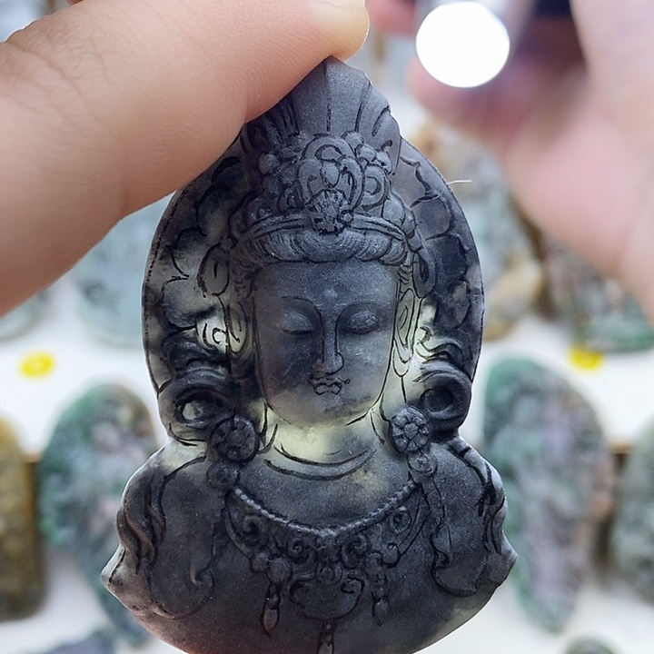 未镶嵌挂件翡翠天然翡翠玉石