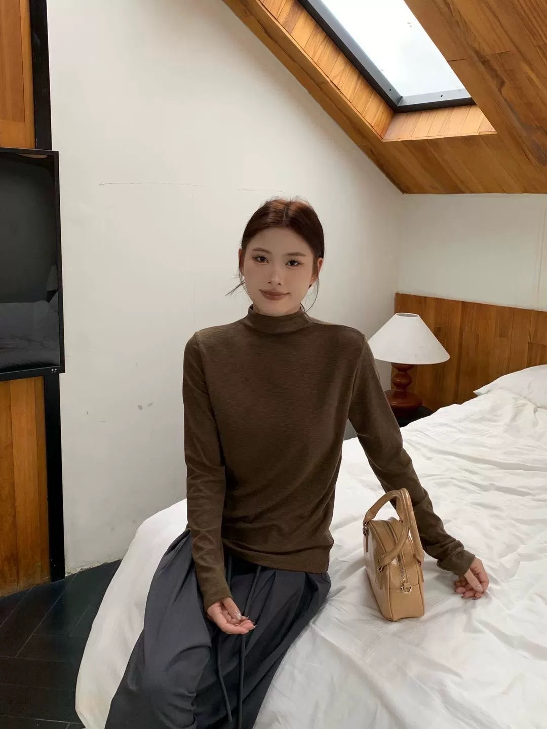 TiNa秋冬立领柔软长袖百搭T恤【 8817】