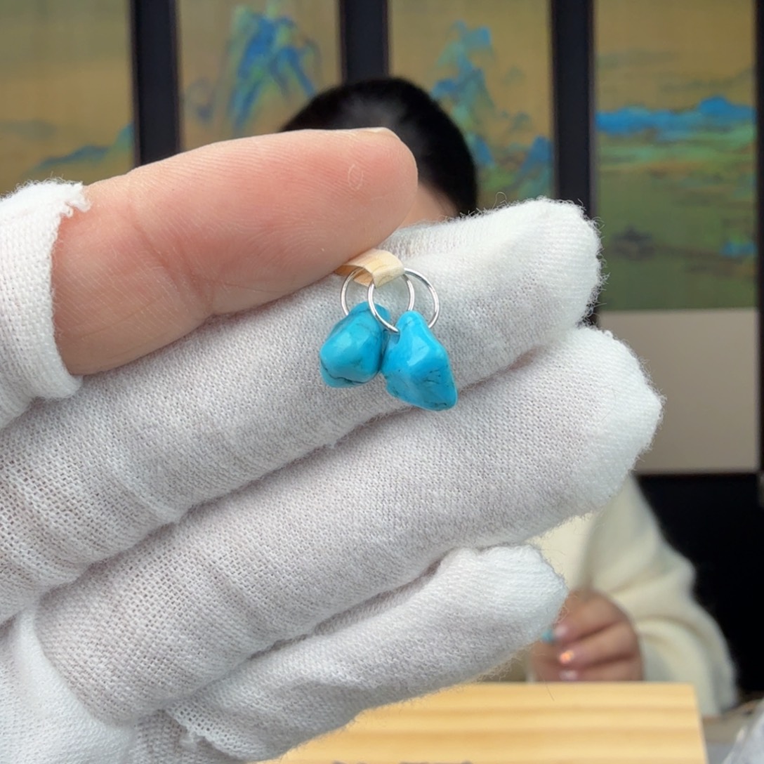 绿松石未镶嵌珠宝奇石