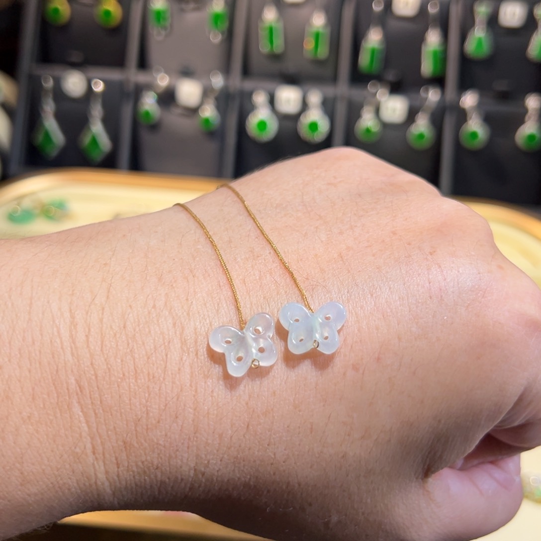 翡翠18K金镶嵌颈饰耳线