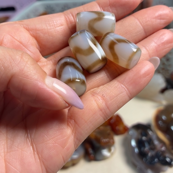 玛瑙/玉髓未镶嵌吊坠(不含链)