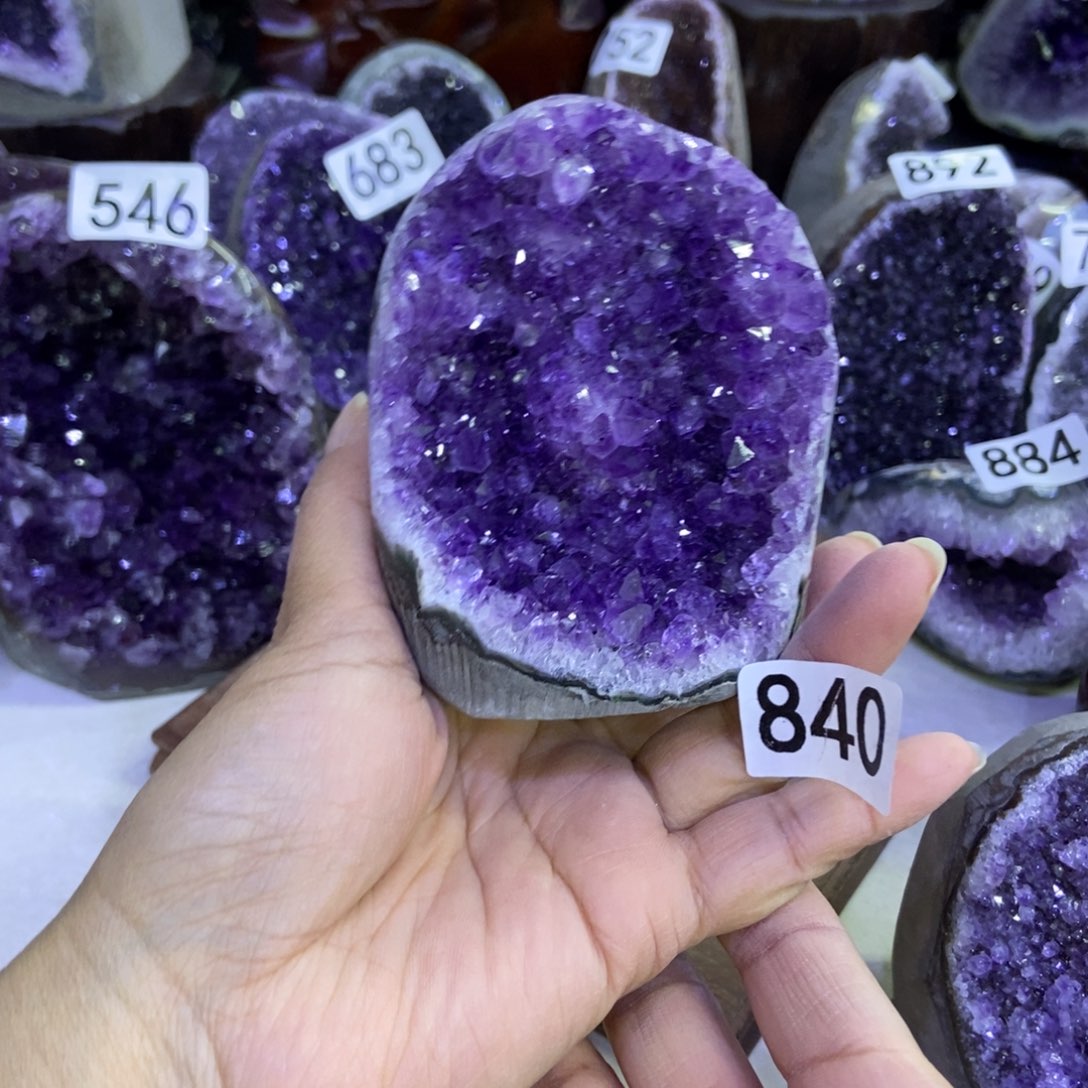 紫晶大型摆件（非配饰）未镶嵌