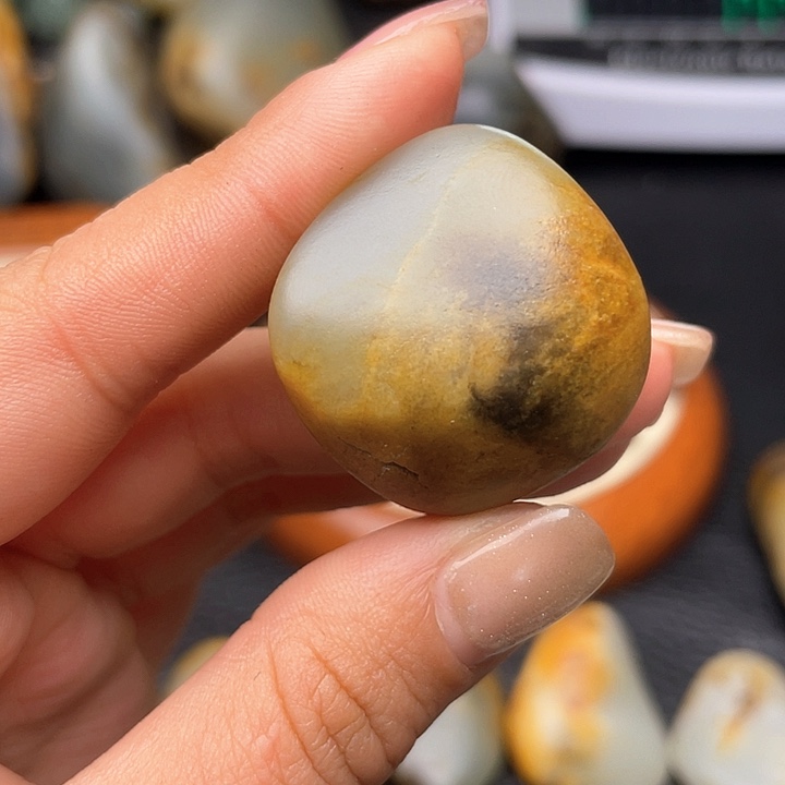 和田玉颈饰未镶嵌42