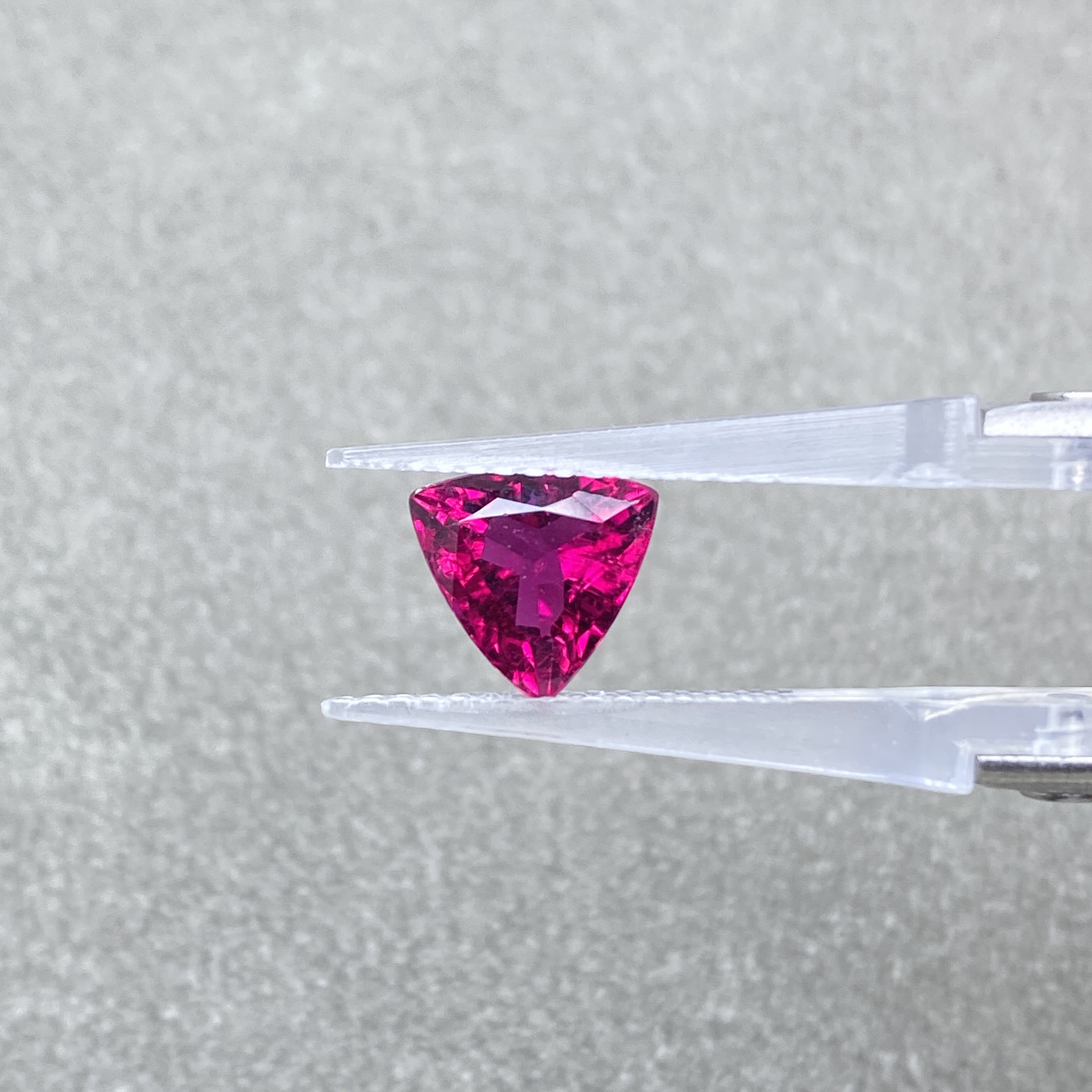 碧玺FR-2.37ct（12287503）1213