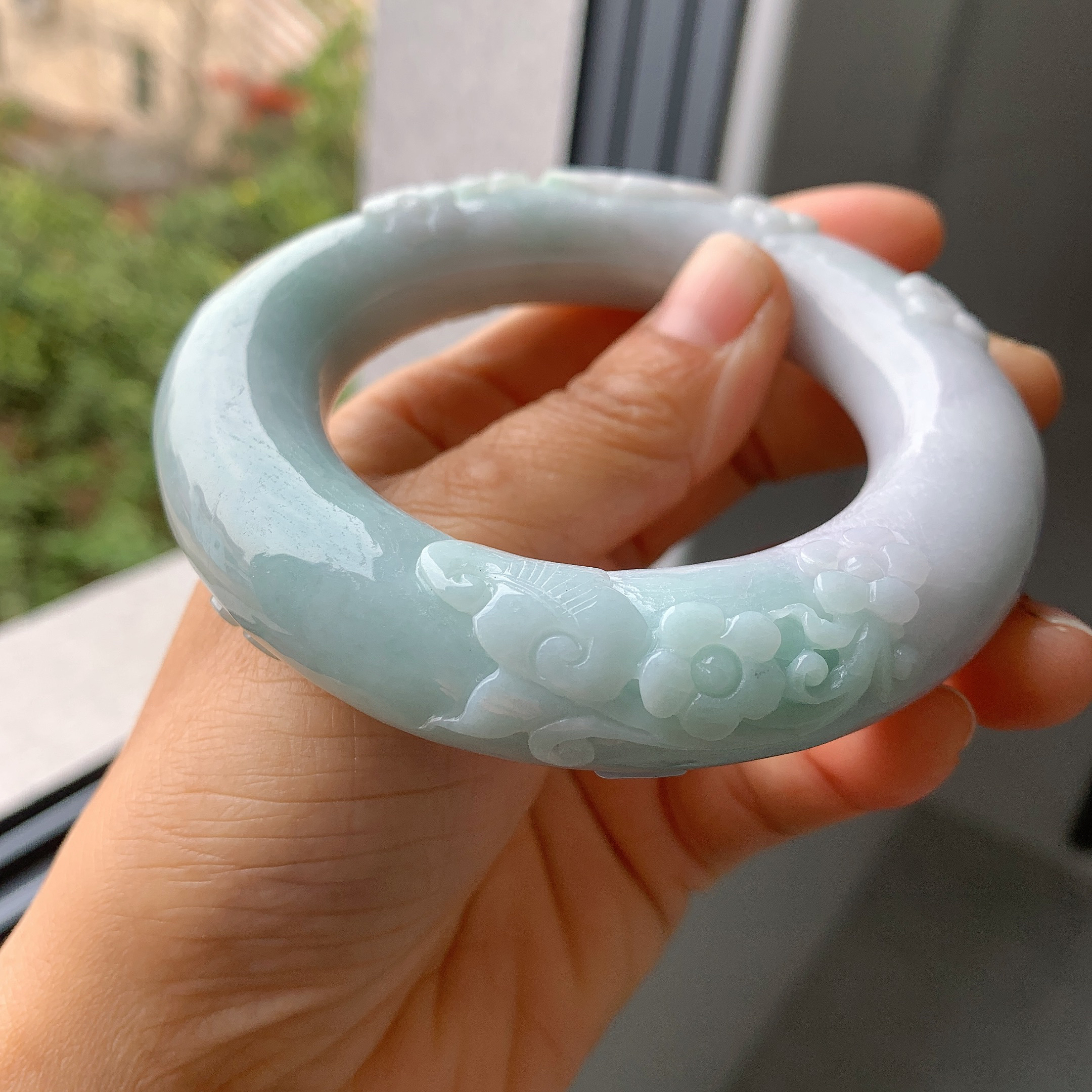 翡翠A货浅绿胖圆如意手镯57-16.6-16.8