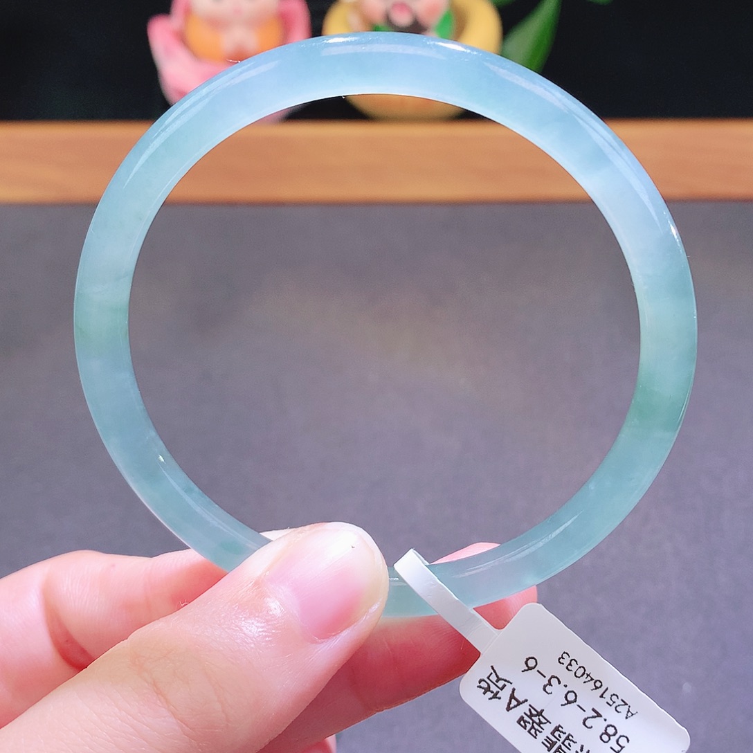 翡翠未镶嵌手镯天然翡翠