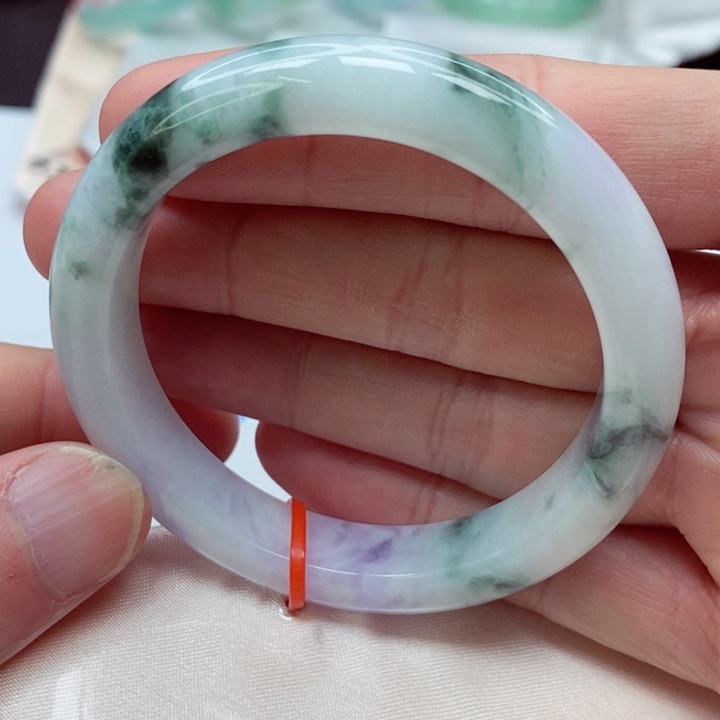 翡翠手镯未镶嵌53.7圈