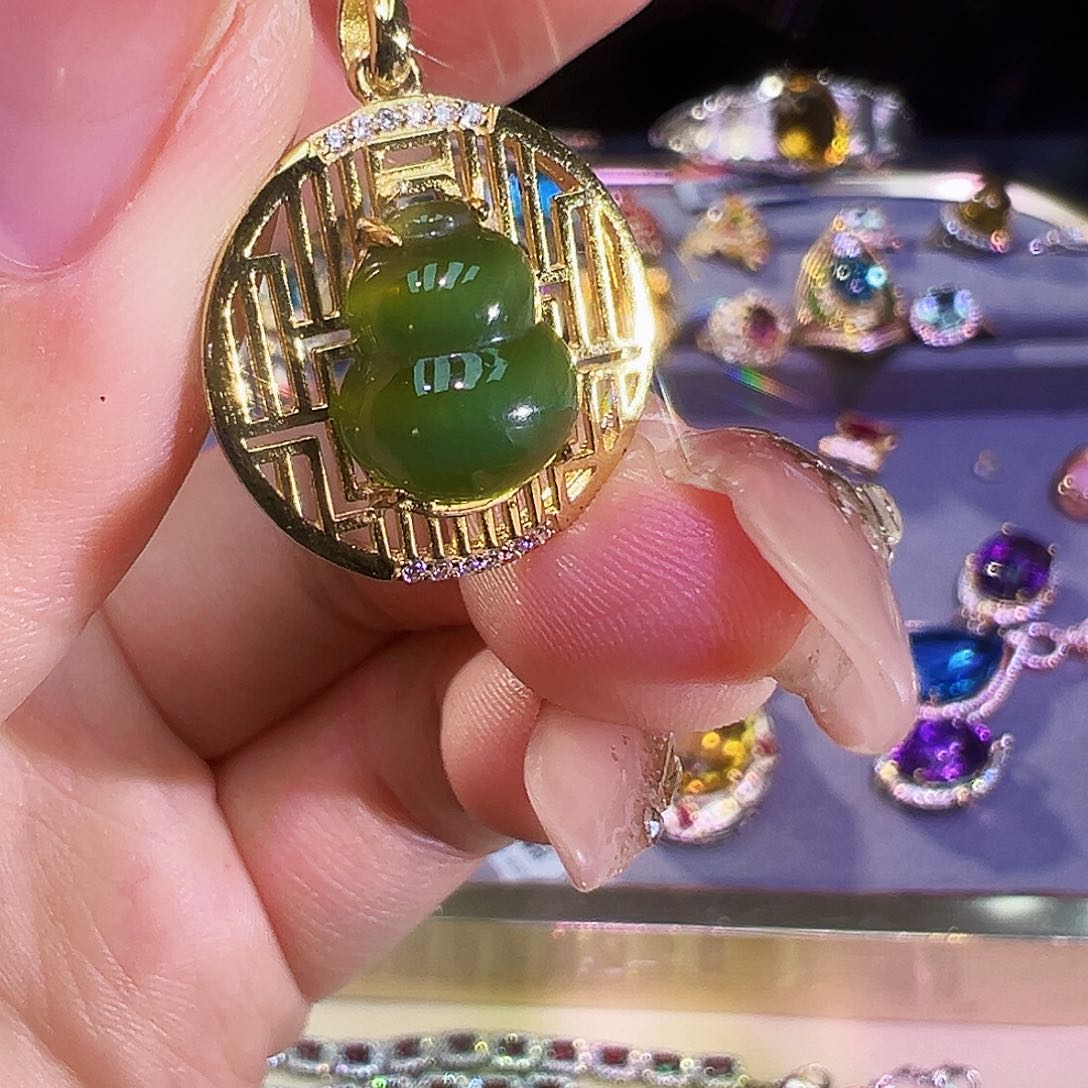 颈饰银S925镶嵌和田玉（碧玉）