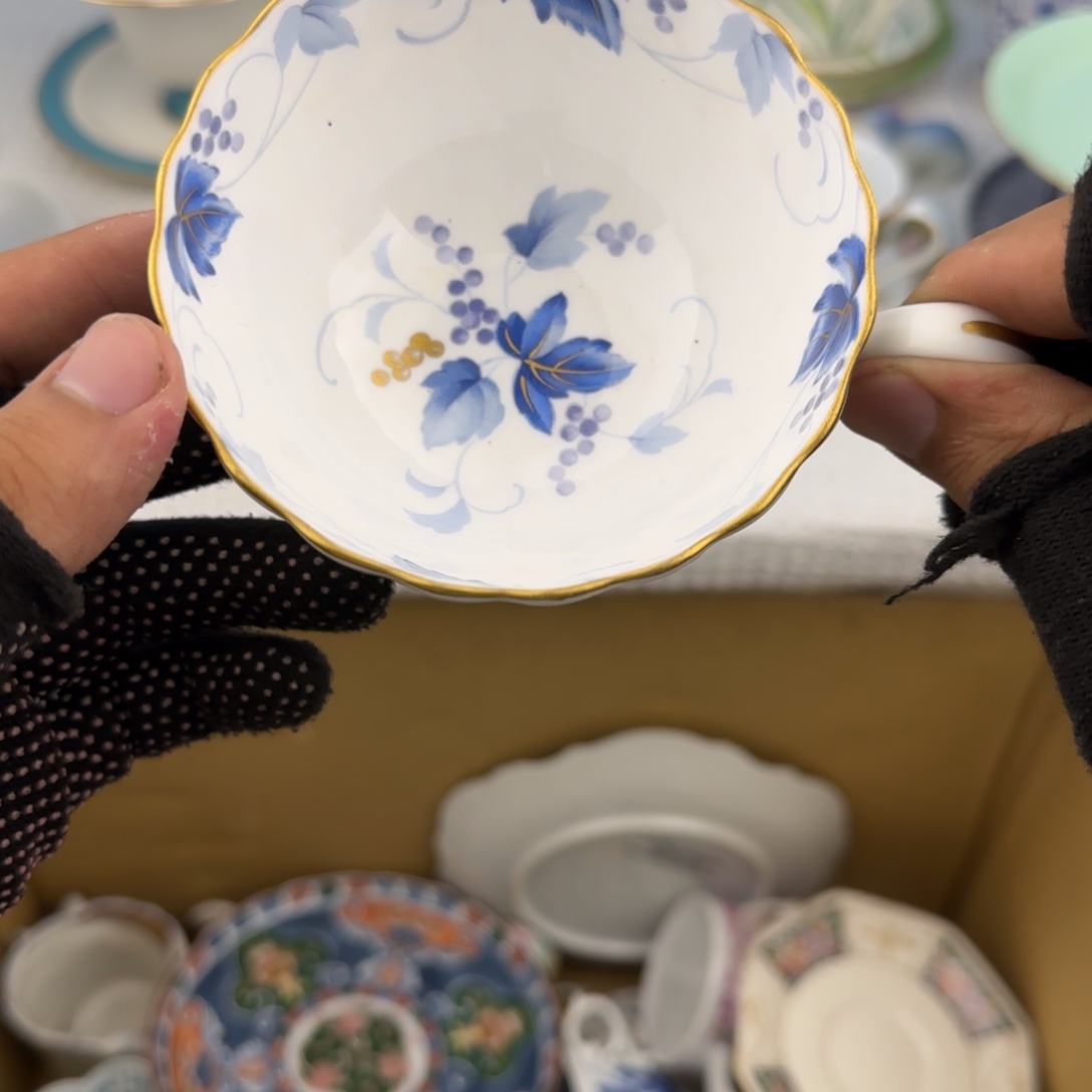 L***…茶盏哈哈哈哈哈哈哈哈哈哈哈哈哈哈哈哈