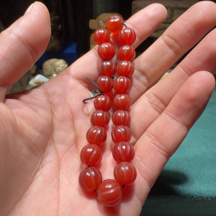 玛瑙/玉髓颈饰未镶嵌青****音