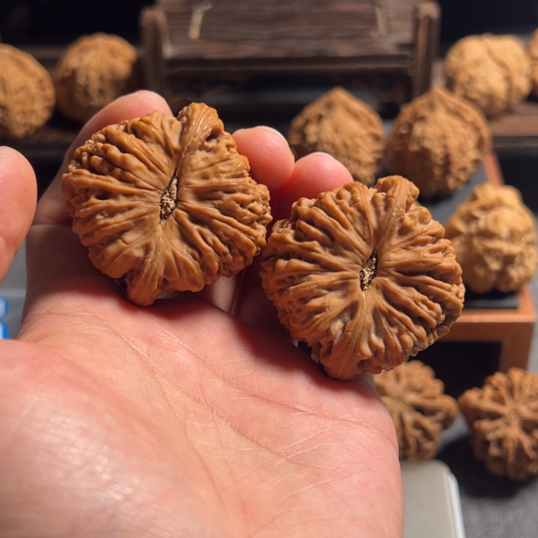 文玩核桃把件l**d46南疆