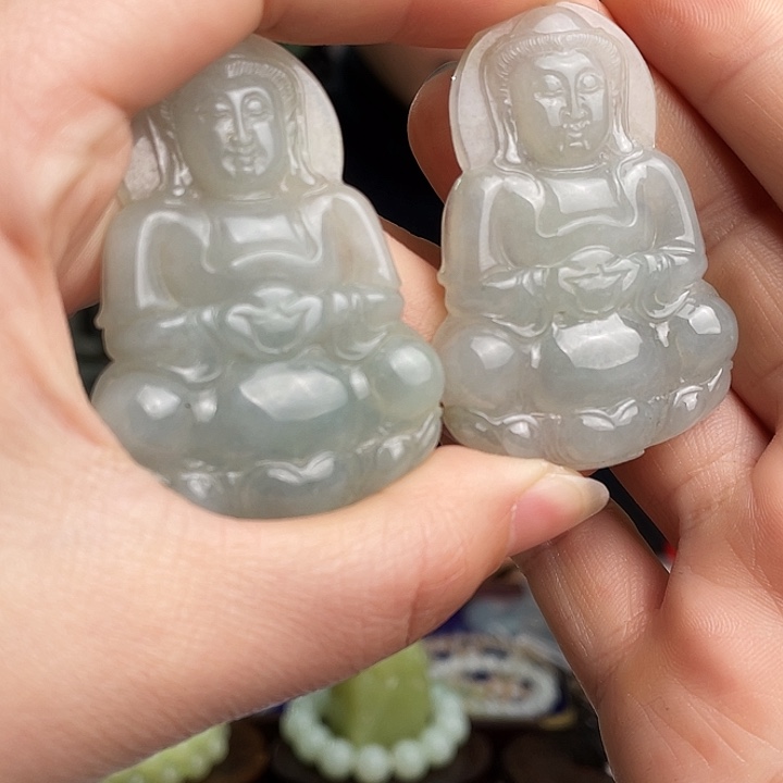 翡翠吊坠(赠链)未镶嵌定制发货