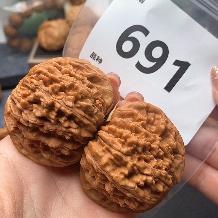 文玩核桃吊坠691-4.8楼子