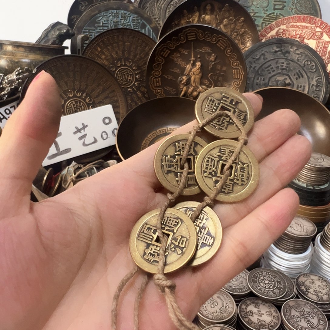 金属复古风格摆件