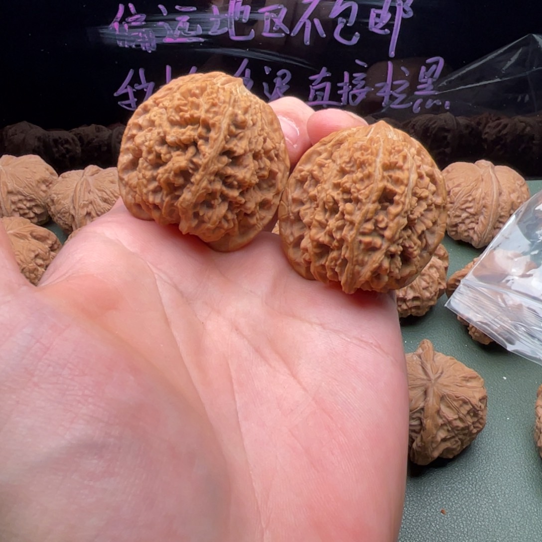 把件核桃40全品无药满天星