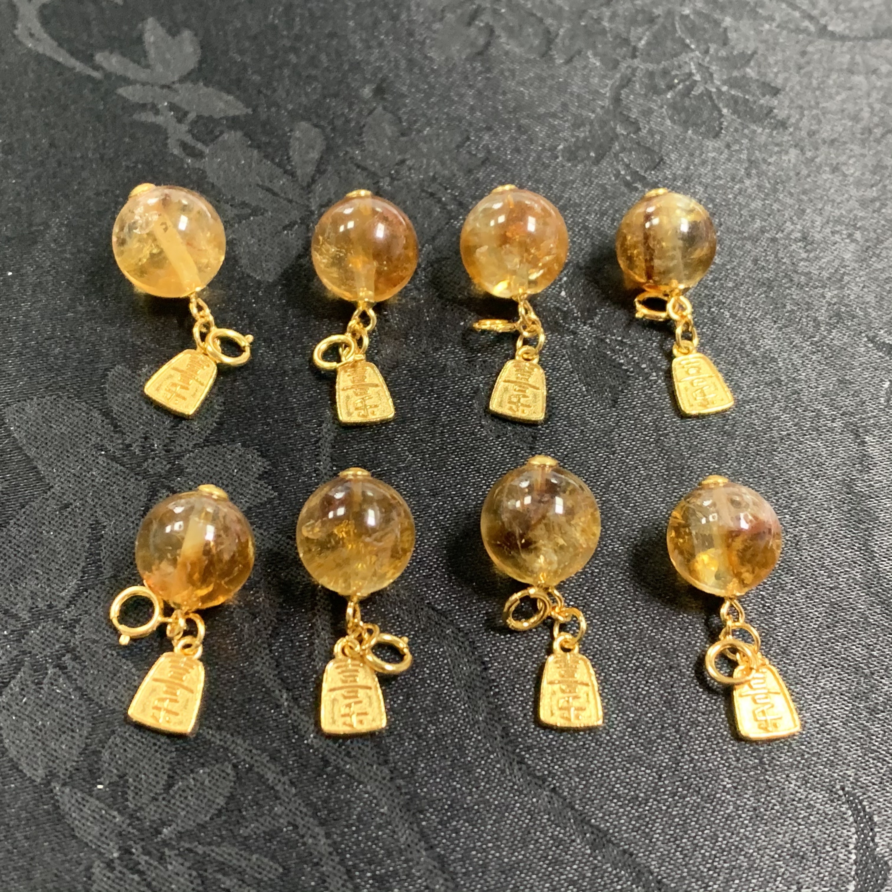 「戴琴珠宝」DQ3530-银镶黄塔晶11mm左右喜乐吊坠（多样性发其一）