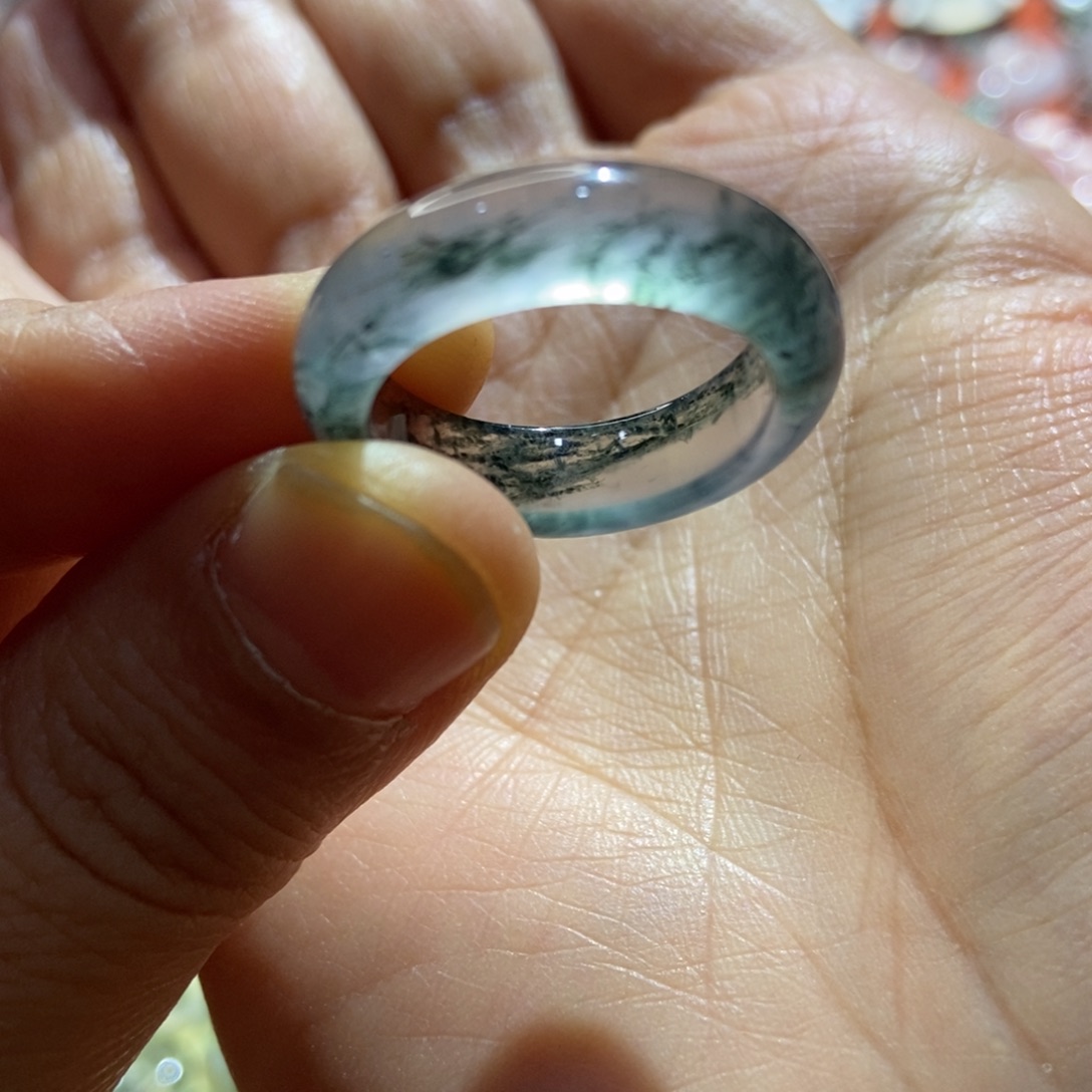 石英质玉未镶嵌颈饰