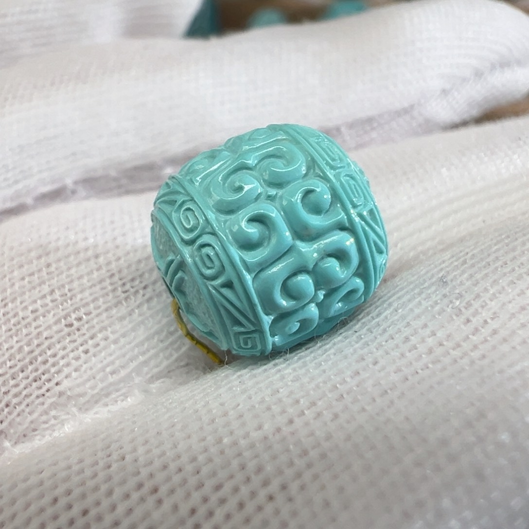 绿松石配饰未镶嵌