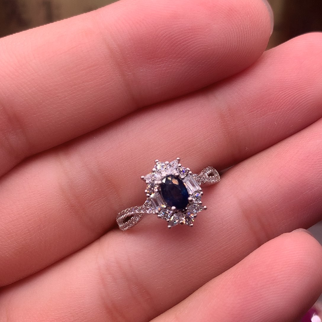 蓝宝石戒指银S925镶嵌