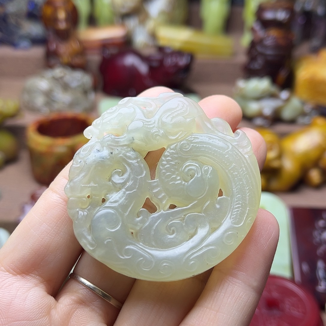 白玉菩提吊坠19。。