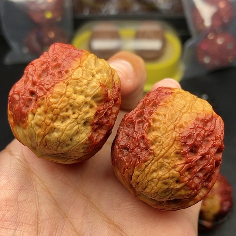 【闪购商品】把件文玩核桃39尺牡丹绣球50克