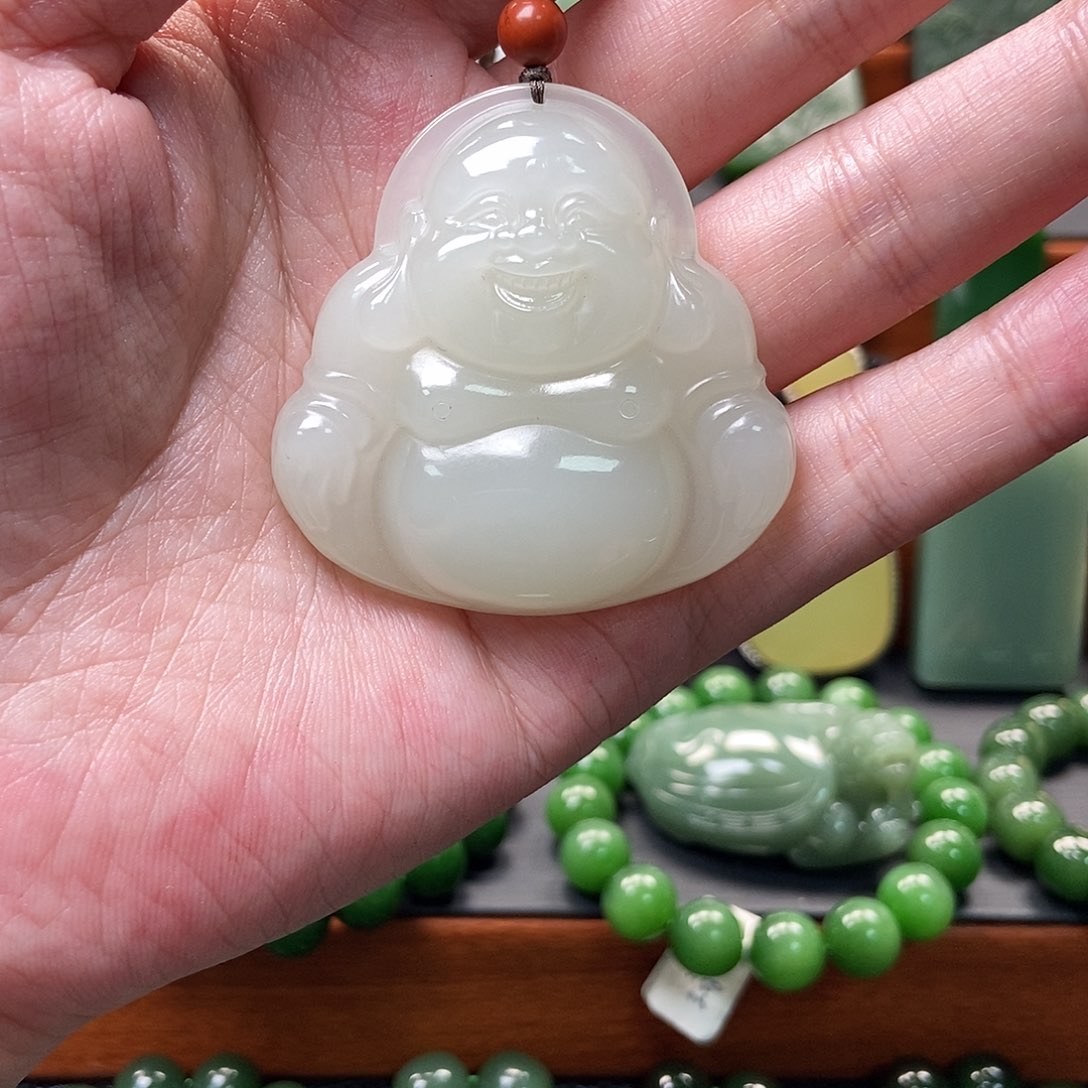 和田玉未镶嵌颈饰