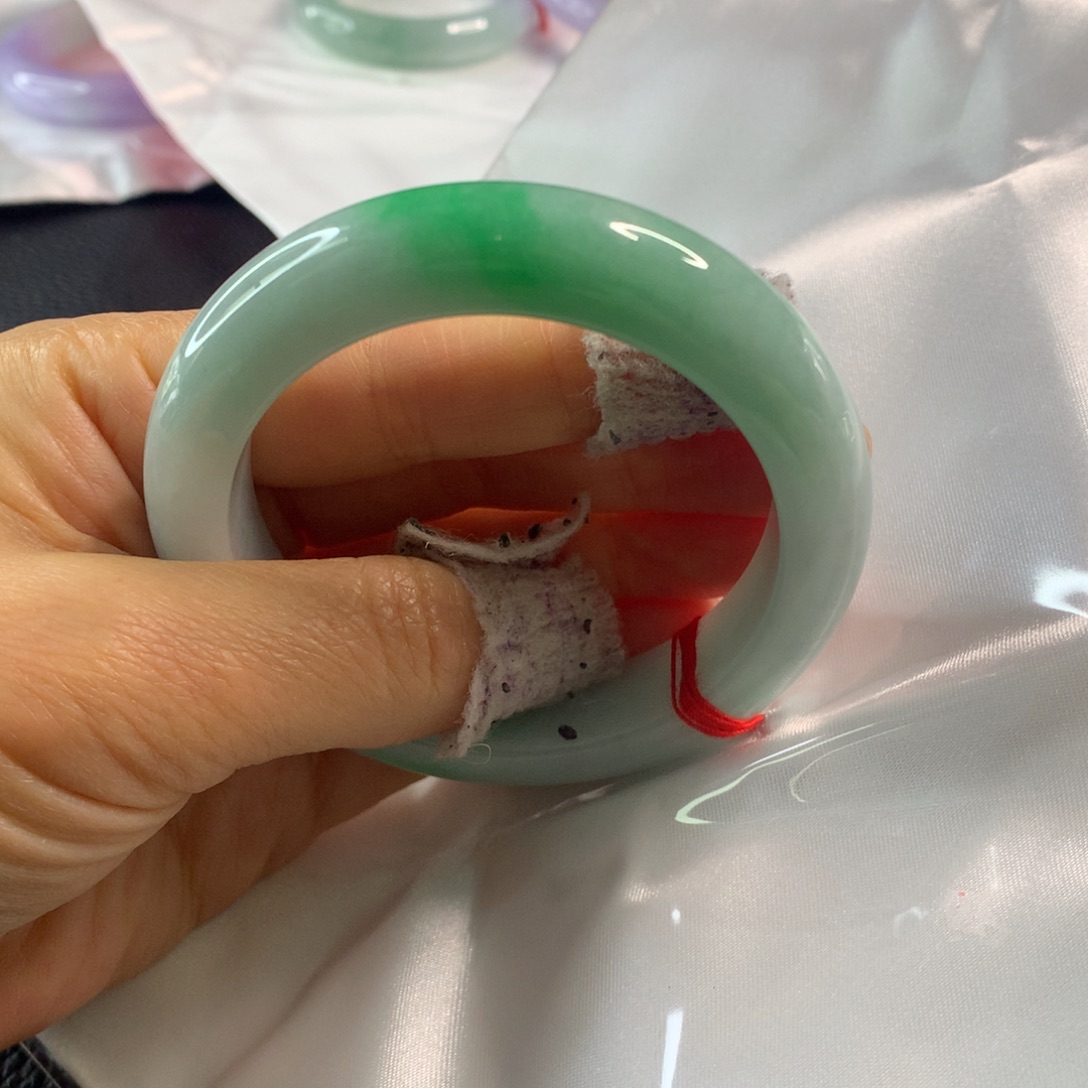 翡翠未镶嵌手镯翡翠手镯56