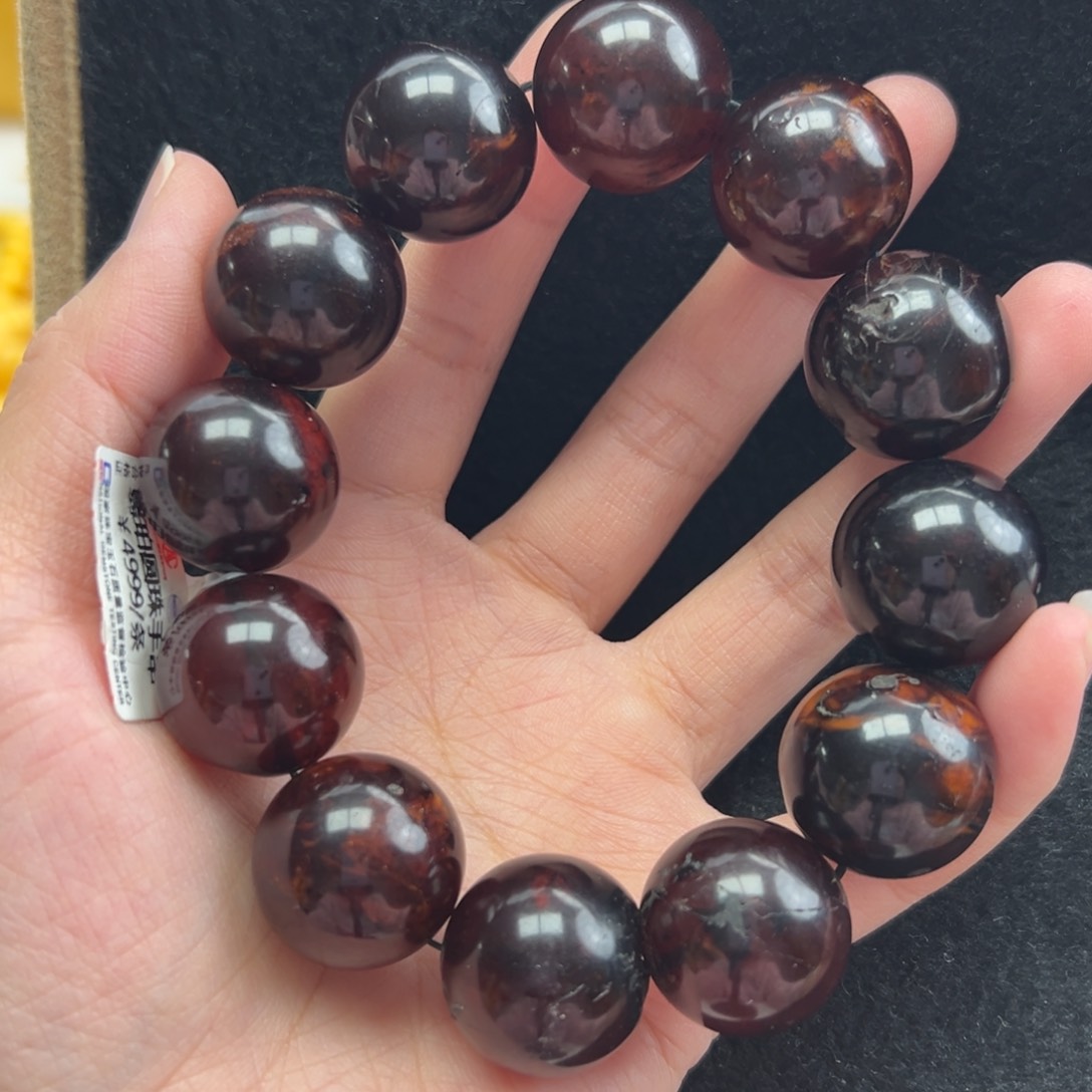 琥珀珠宝奇石未镶嵌