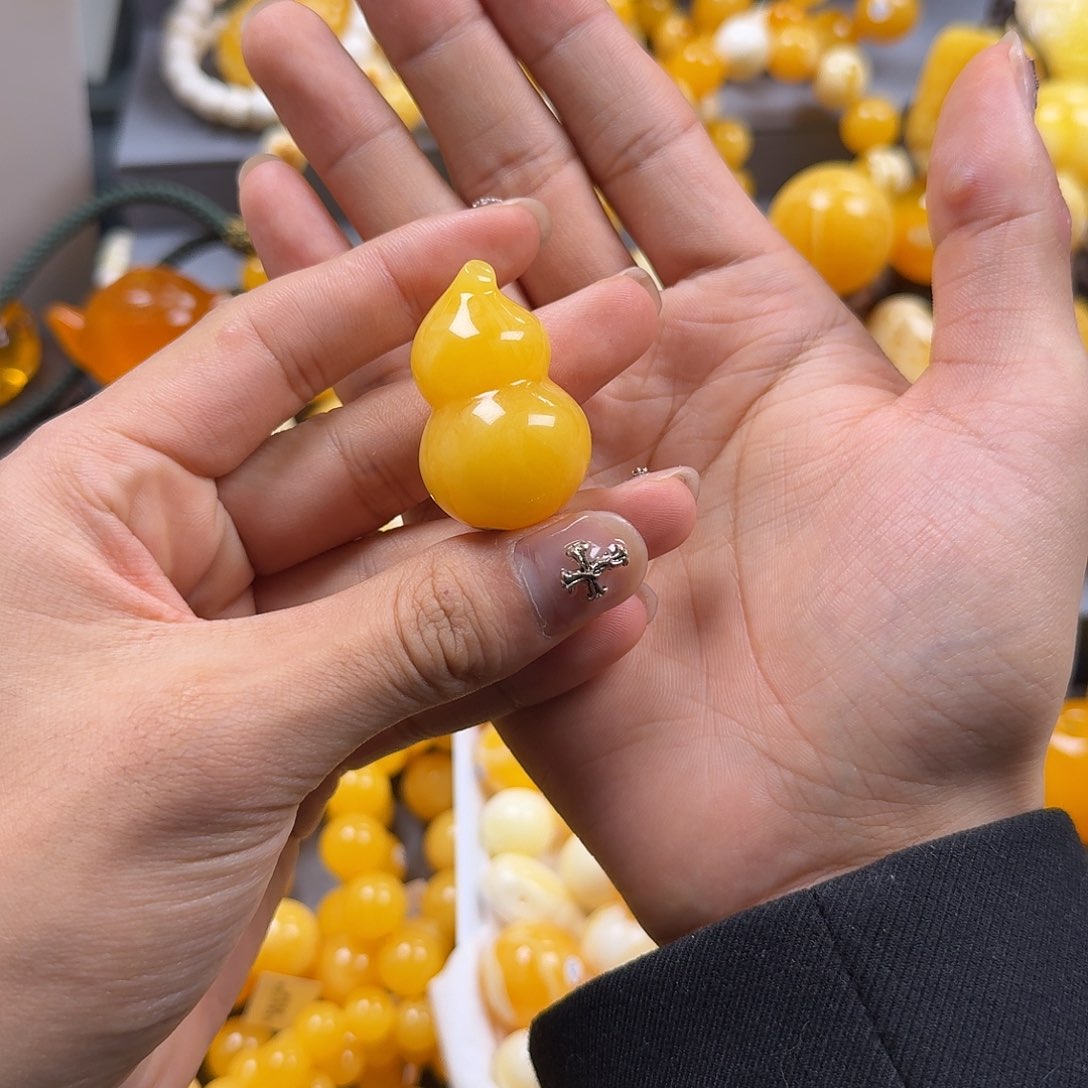 蜜蜡珠宝奇石未镶嵌葫芦