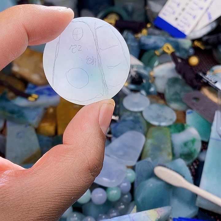 未镶嵌定制翡翠翡翠