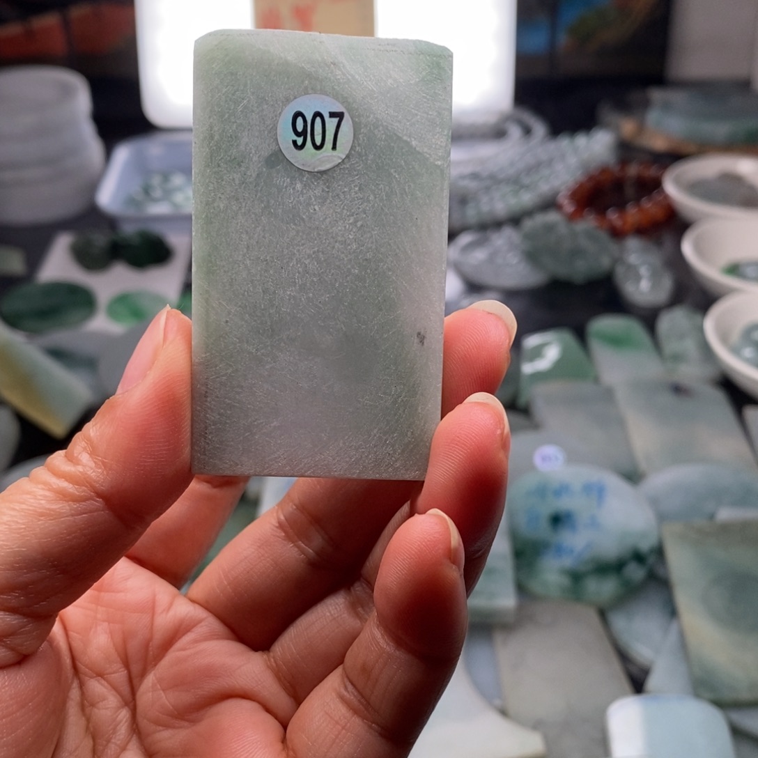 星***八定制翡翠未镶嵌料子