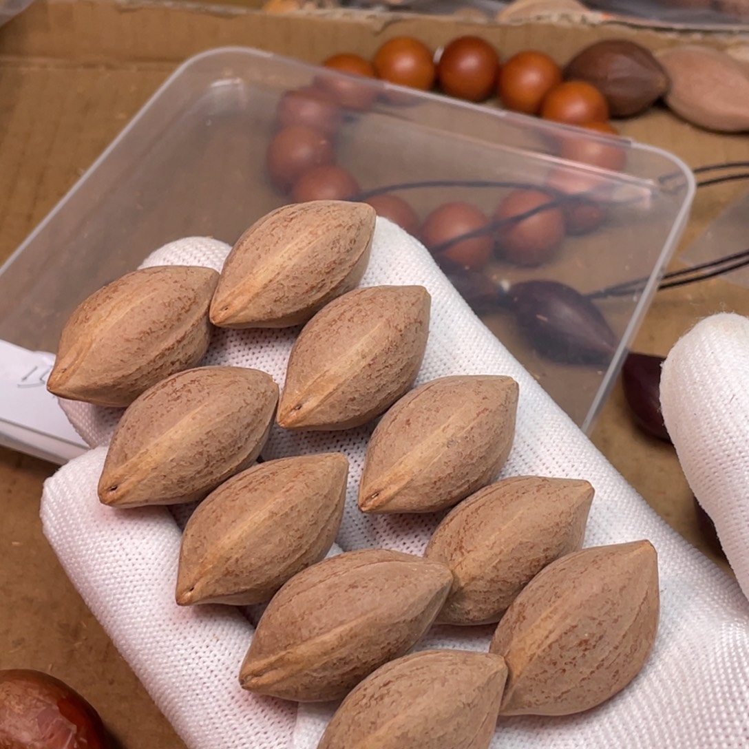 铂***浩橄榄核手串/手链1