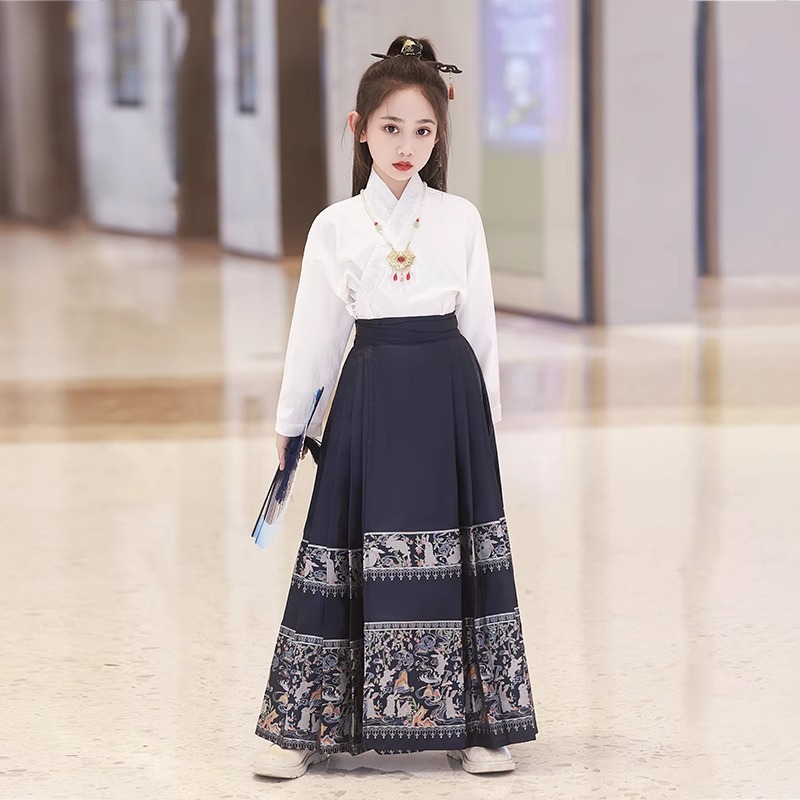 马面裙女童春秋款2025新款儿童汉服套装拜年服春季中国风大童古风
