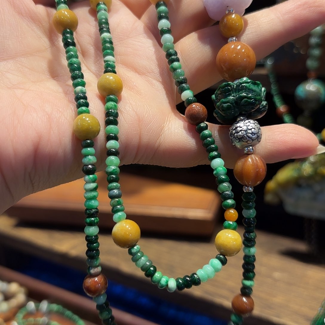 翡翠未镶嵌颈饰原创