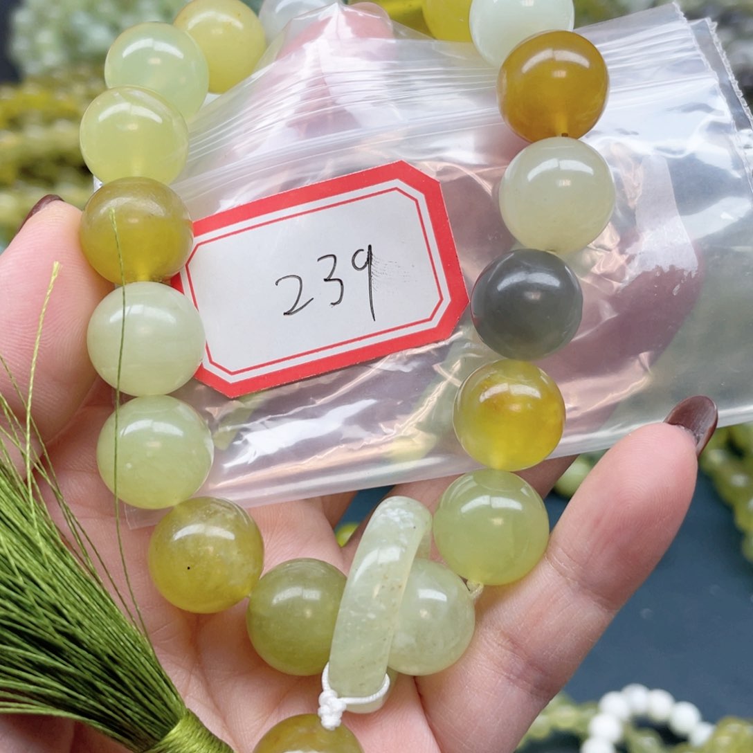 未镶嵌蛇纹石玉手串