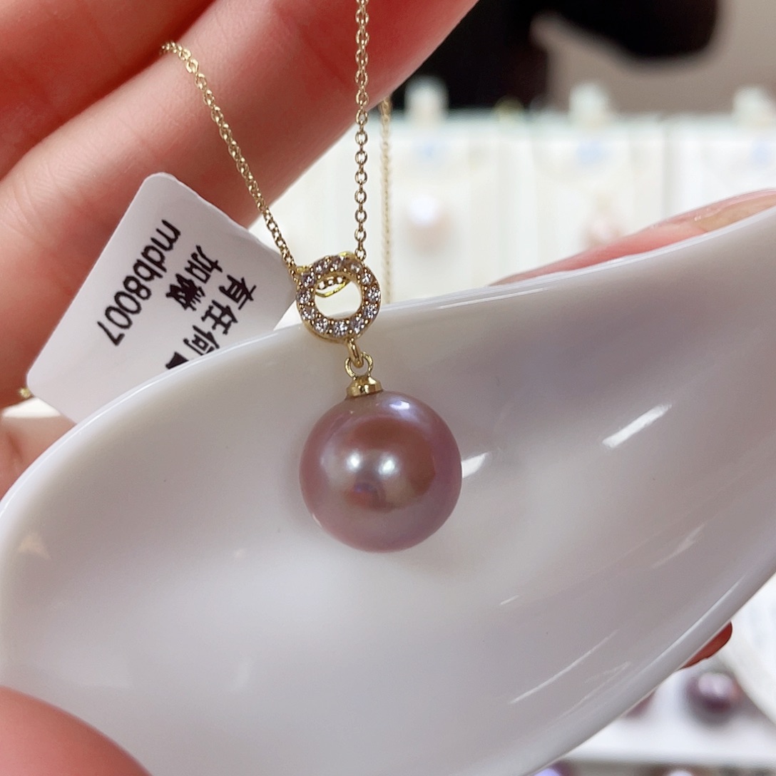 淡水珍珠吊坠(赠链)未镶嵌