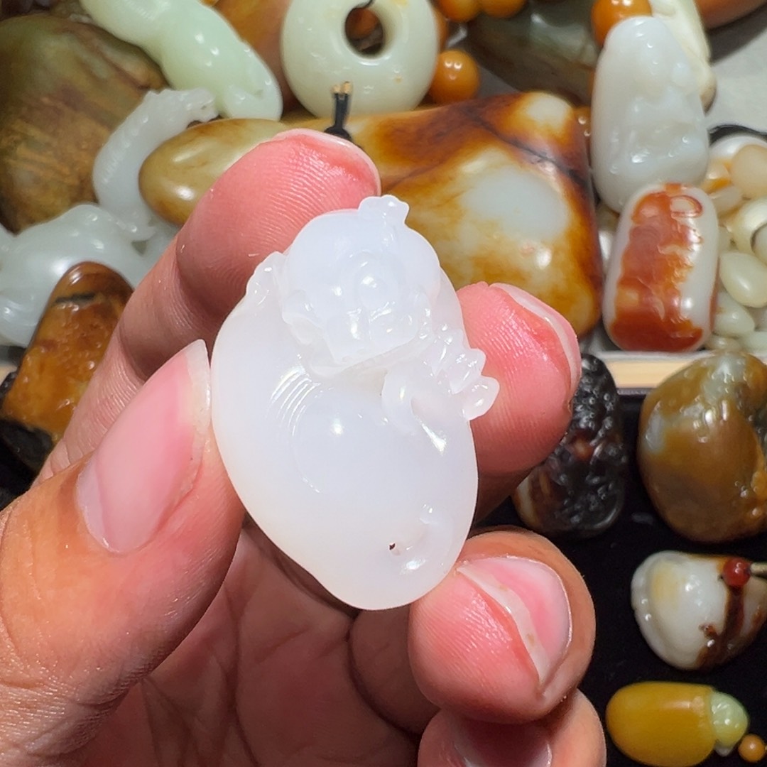 和田玉颈饰未镶嵌