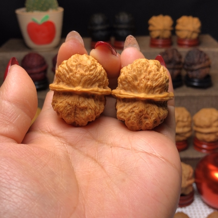 文玩核桃把件6金麒麟