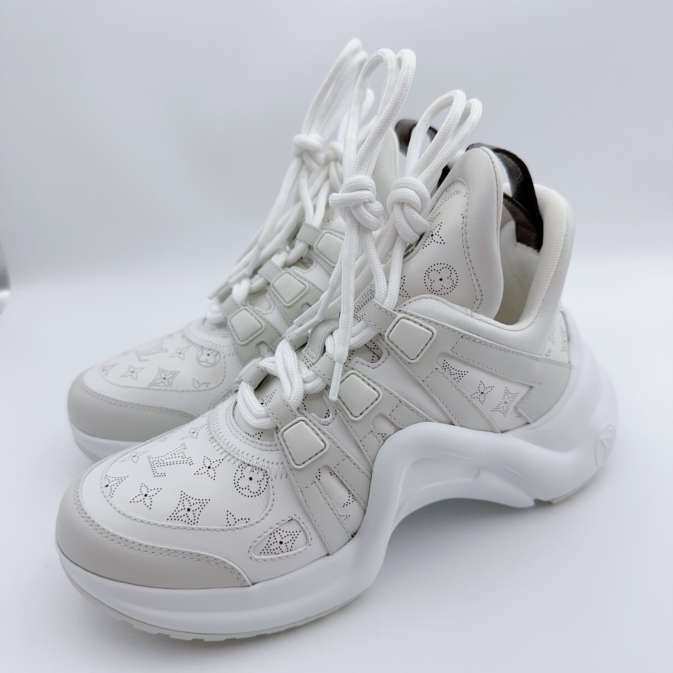 未使用 LouisVuitton/路易威登 35.5码/满天星满印老爹鞋/01614