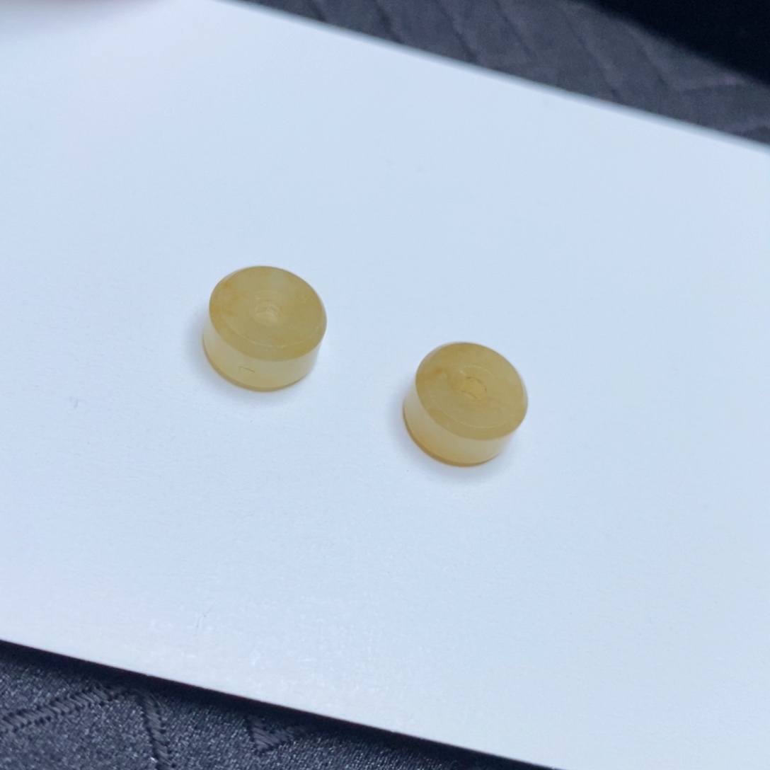 翡翠未镶嵌耳饰黄翡小路路通