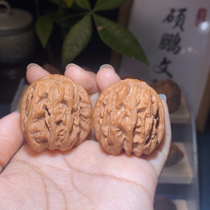 文玩核桃吊坠平谷方块