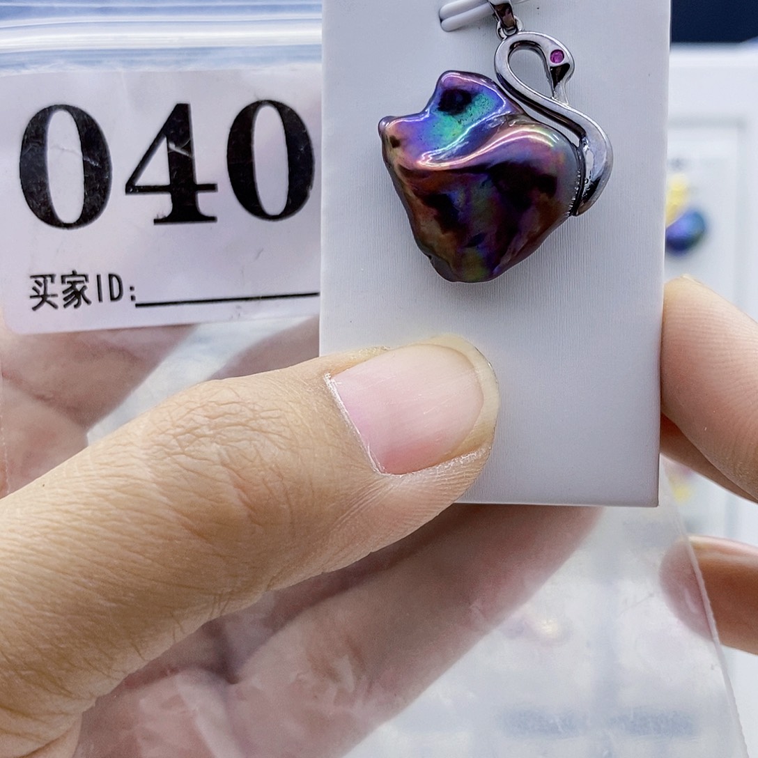 淡水珍珠颈饰钛钢