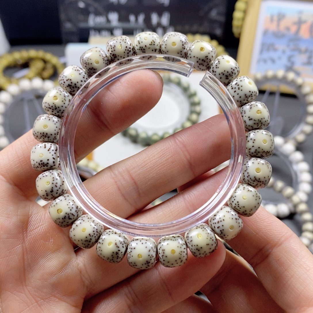 星月菩提手串10黄金瞳