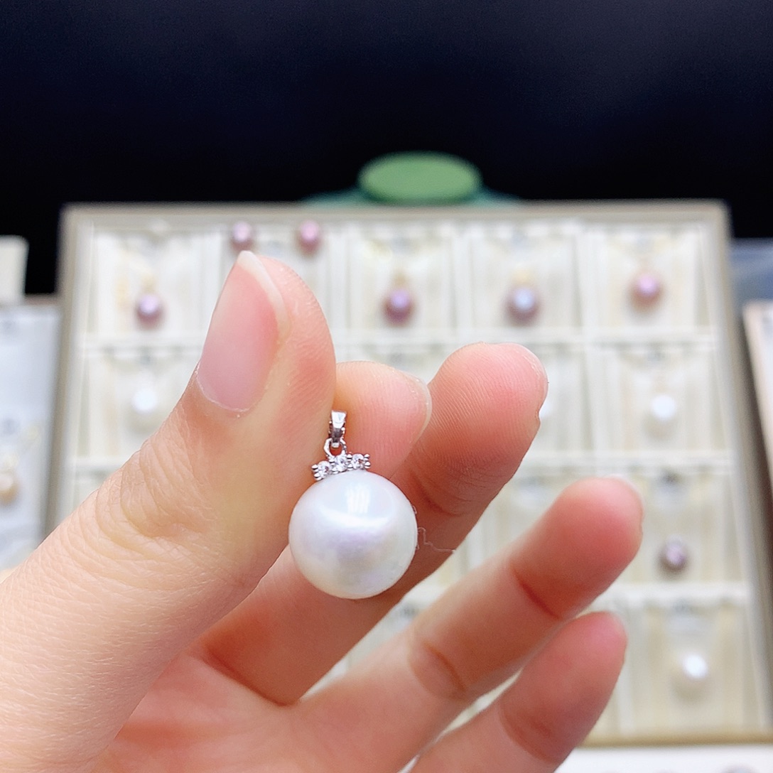 淡水珍珠颈饰合金