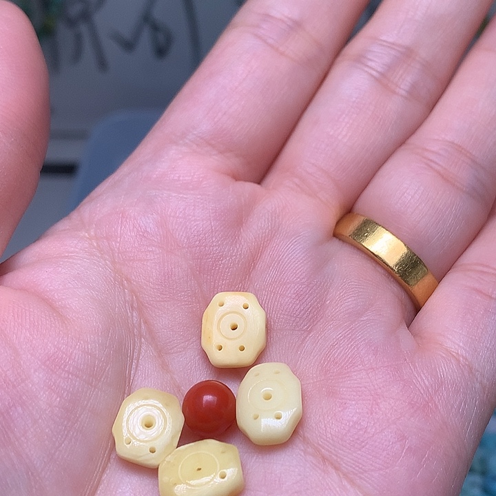 未镶嵌南红玛瑙珠宝奇石