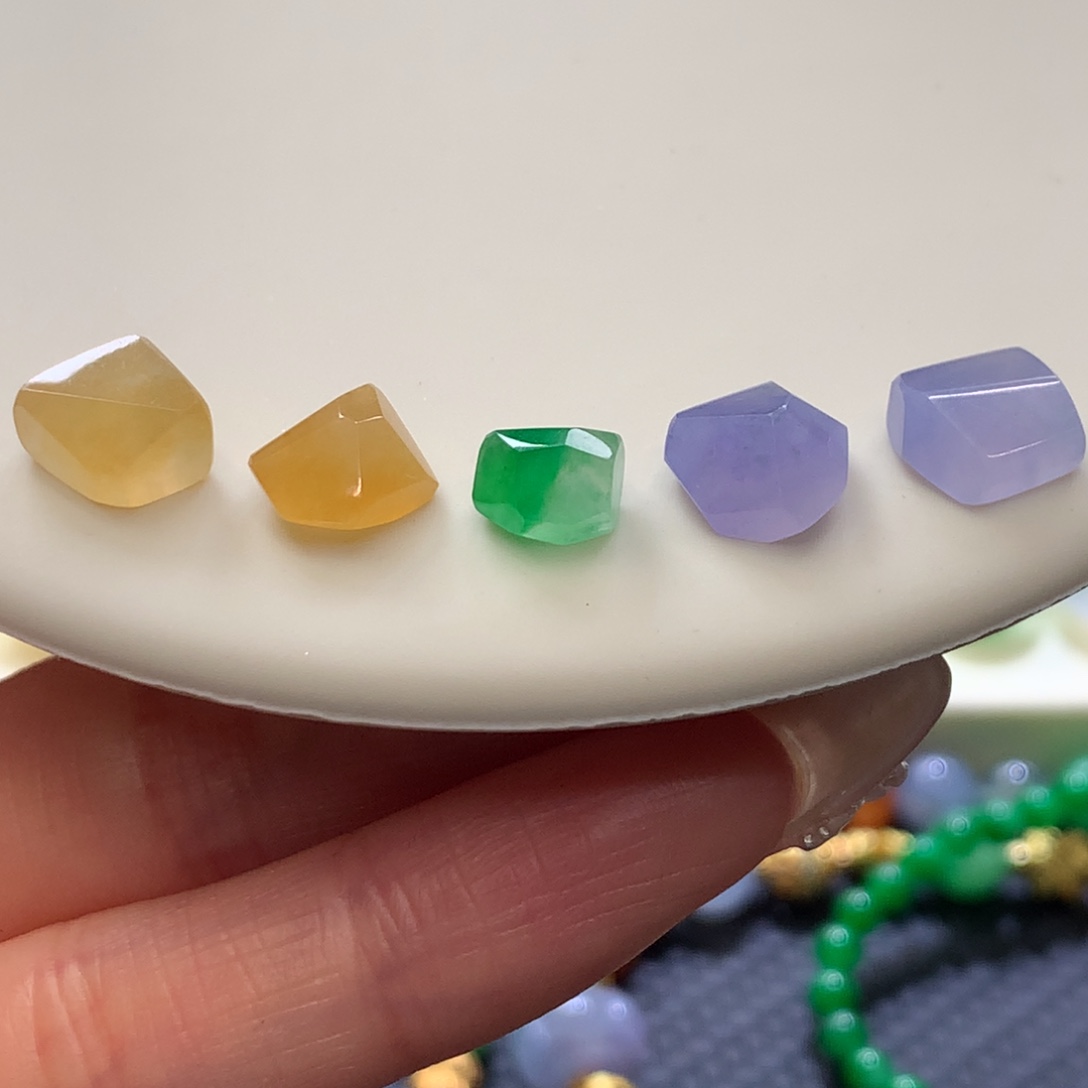 定制翡翠未镶嵌 毛货抛光定制 迪士尼饼饼春日配色 随形一组